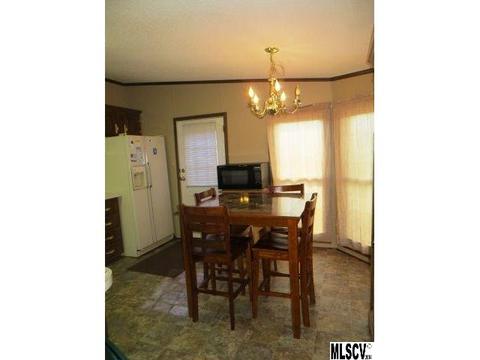 2347 Ryan Dr, Conover, NC 28613 photo 3