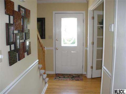 4133 Pinecrest Dr, Hickory, NC 28601 photo 2