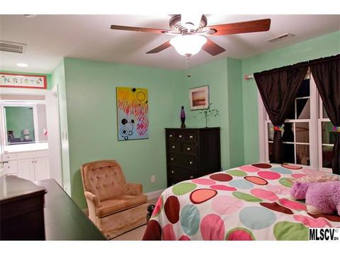 4102 Pinecrest Dr, Hickory, NC 28601 photo 8