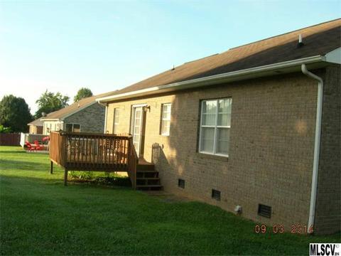 4072 Robins Ln, Conover, NC 28613 photo 14