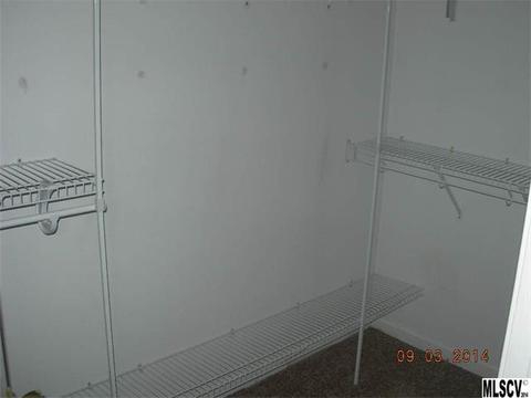 4072 Robins Ln, Conover, NC 28613 photo 9