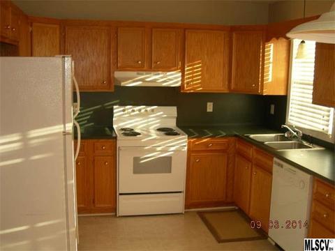 4072 Robins Ln, Conover, NC 28613 photo 3