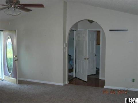 4072 Robins Ln, Conover, NC 28613 photo 7