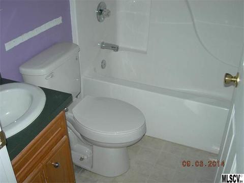 4072 Robins Ln, Conover, NC 28613 photo 6