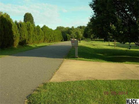 4072 Robins Ln, Conover, NC 28613 photo 2