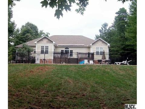7828 Dimple Ct, Denver, NC 28037 photo 2