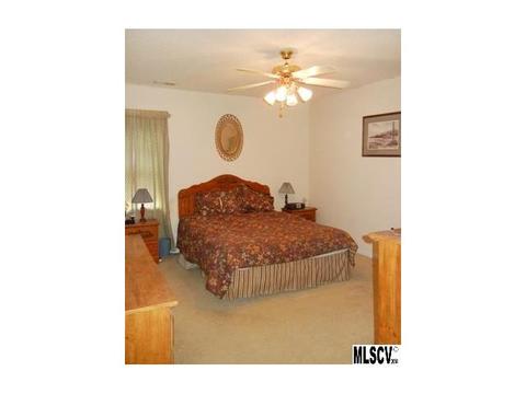 814 Gemcrest Dr, Conover, NC 28613 photo 13