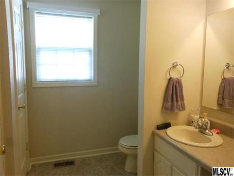 5256 Wolfe Rd, Hickory, NC 28601 photo 8