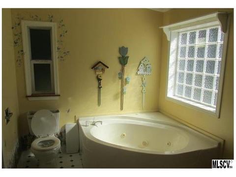 334 Jenwil Dr, Deep Gap, NC 28618 photo 4