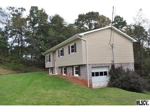 5104 Hilo Dr, Conover, NC 28613 photo 2