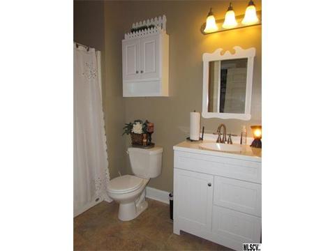 2646 Nicklaus Ct, Conover, NC 28613 photo 4