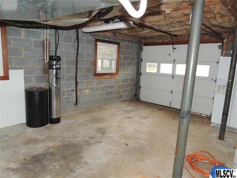 1166 Double Circle Dr, Conover, NC 28613 photo 7