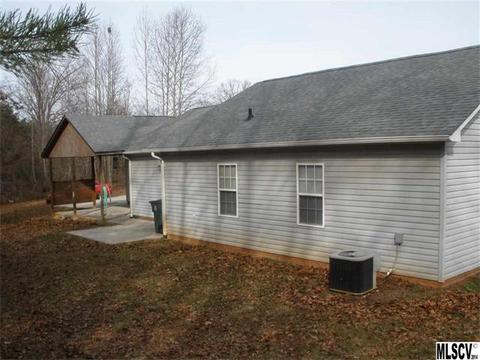 820 Gemcrest Dr, Conover, NC 28613 photo 7