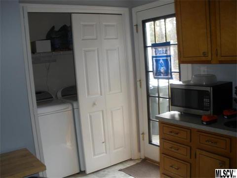 820 Gemcrest Dr, Conover, NC 28613 photo 9