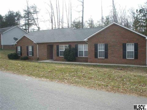 820 Gemcrest Dr, Conover, NC 28613 photo 8