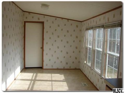 8792 Hunter Ct, Hickory, NC 28601 photo 14