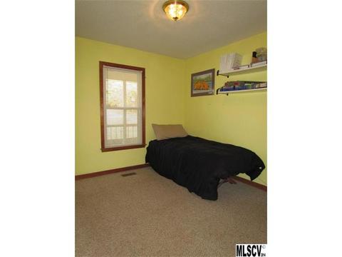 1093 Hefner Dr, Conover, NC 28613 photo 8