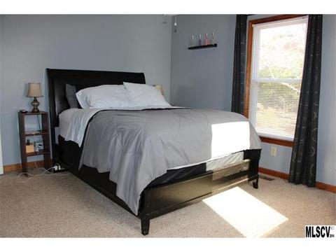 1093 Hefner Dr, Conover, NC 28613 photo 3