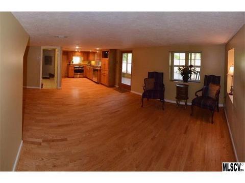 6530 Harbor Ln, Conover, NC 28613 photo 12