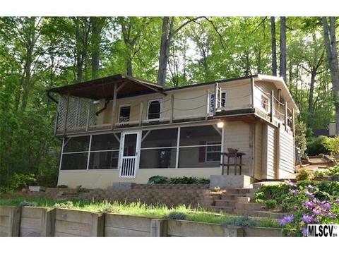 6530 Harbor Ln, Conover, NC 28613 photo 1