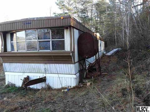 3680 Secrest Dr, Morganton, NC 28655 photo 2