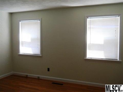 2908 4th Street Ne Dr NE, Hickory, NC 28601 photo 11