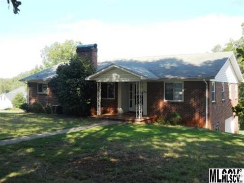 2908 4th Street Ne Dr NE, Hickory, NC 28601 photo 1