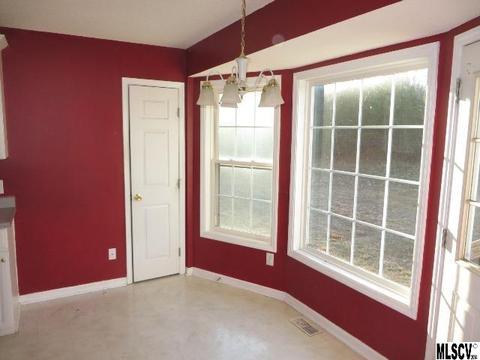 6231 Mountainside Dr, Hickory, NC 28601 photo 8