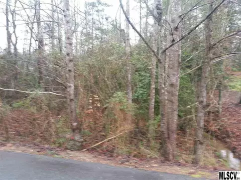 114 Brookstone Dr, Morganton, NC 28655 photo 3