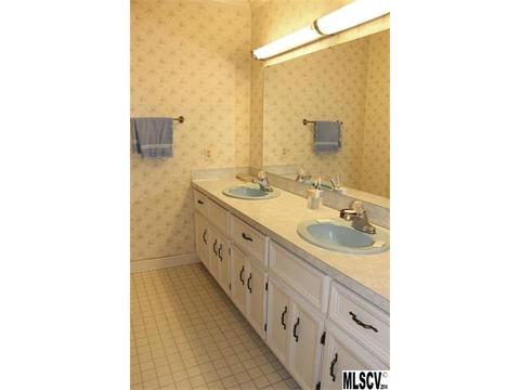 3741 Rock Barn Rd, Conover, NC 28613 photo 4