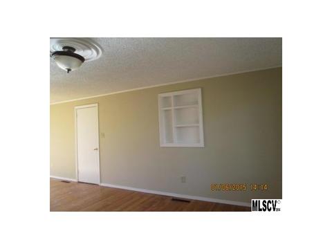 1821 Noah Path, Conover, NC 28613 photo 2