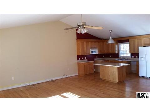 4883 Stone Dr, Conover, NC 28613 photo 13