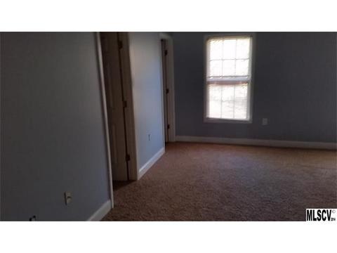 4883 Stone Dr, Conover, NC 28613 photo 5