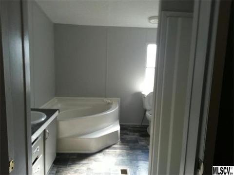 702 E Union St, Morganton, NC 28655 photo 7