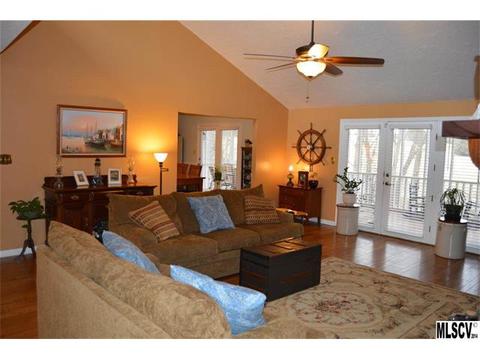 3825 Pinecrest Dr, Hickory, NC 28601 photo 20