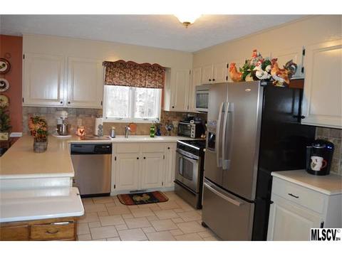 3825 Pinecrest Dr, Hickory, NC 28601 photo 22