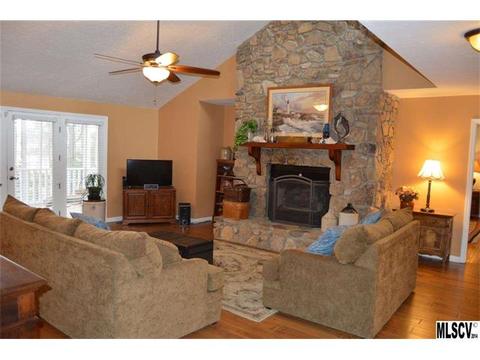 3825 Pinecrest Dr, Hickory, NC 28601 photo 19
