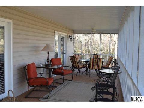3825 Pinecrest Dr, Hickory, NC 28601 photo 3