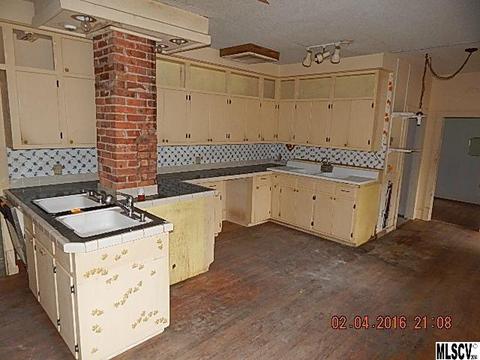 448 Singing Waters Ln, Purlear, NC 28665 photo 17