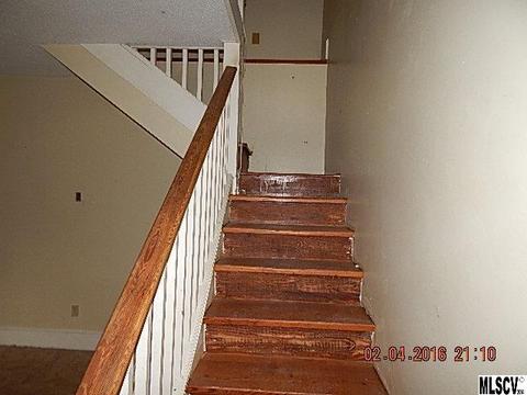 448 Singing Waters Ln, Purlear, NC 28665 photo 3