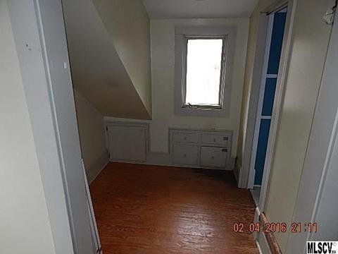 448 Singing Waters Ln, Purlear, NC 28665 photo 5