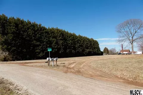 1193 Superior St, Conover, NC 28613 photo 1