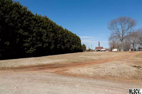 1193 Superior St, Conover, NC 28613 photo 2