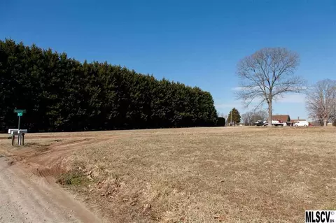 1193 Superior St, Conover, NC 28613 photo 4
