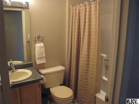 1017 Davids St, Conover, NC 28613 photo 4