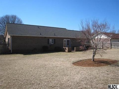 1017 Davids St, Conover, NC 28613 photo 9