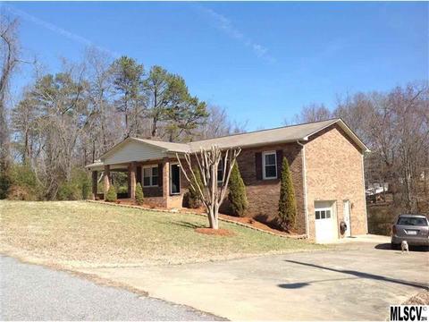 658 Chestnut St, Hudson, NC 28638 photo 9