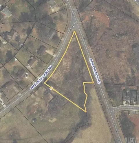 2102 Wallace Dairy Rd, Hickory, NC 28602 photo 1