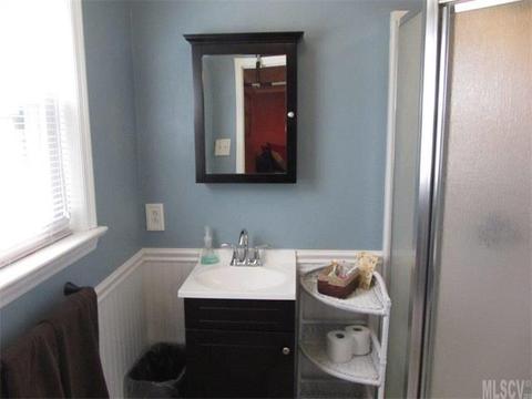 5725 Sandhurst Rd, Hickory, NC 28602 photo 11