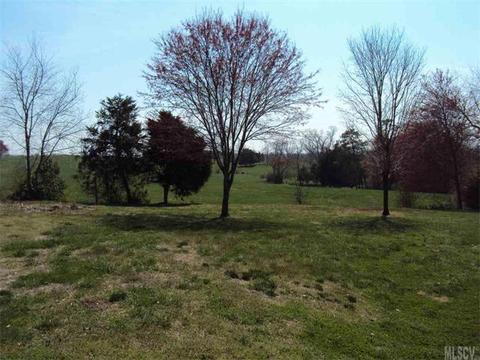 5459 Triangle Cir, Hickory, NC 28602 photo 5